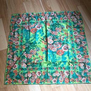 April Cornell Green Blue Peach Floral Square Table Cloth Linen